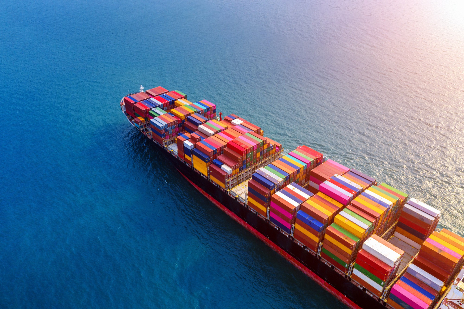 Sea Freight Explained — Choosing Between FCL and LCL for Your Imports & Exports